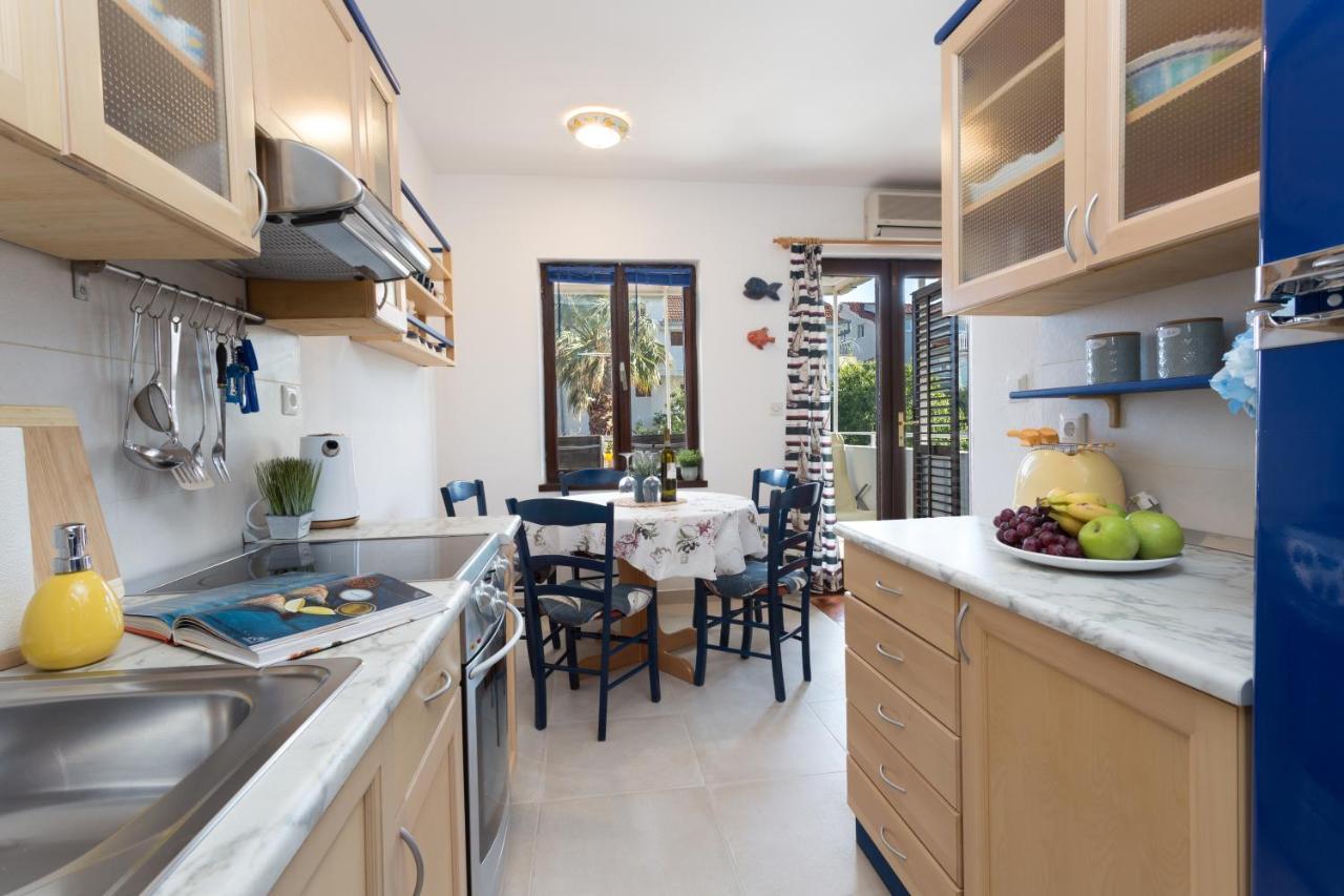 So Hvar So Good! Spacious With Terrace Apartman *