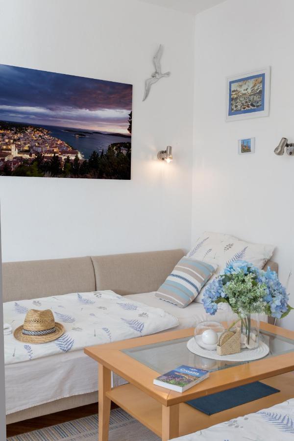 So Hvar So Good! Spacious With Terrace Apartman *